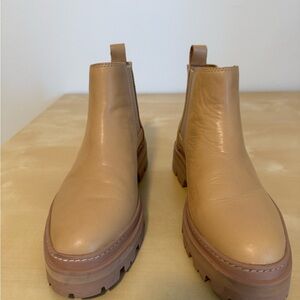 Madewell Chelsea Boot Camel